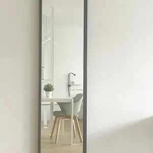 Modern Und Renoviert Apartment